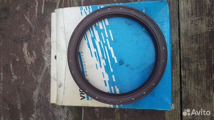 Сальник коленвала задний bmw