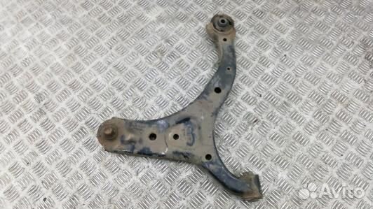 Рычаг передний нижний правый KIA sorento 2 (84X02P