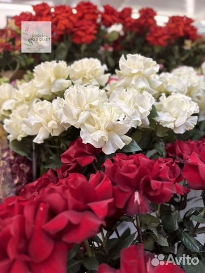 Букет из цветов на 8 марта