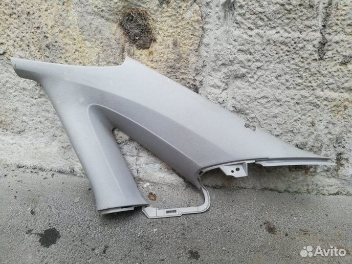 Обшивка стойки задняя правая Ford Focus I sedan