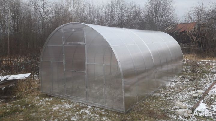 Теплица из поликарбоната