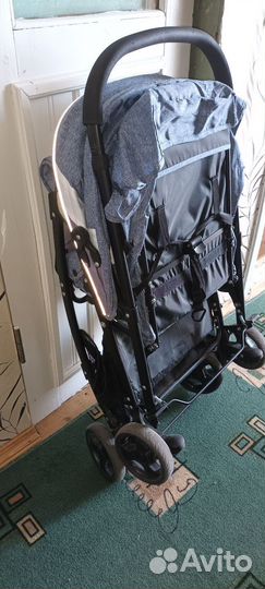 Коляска прогулочная
