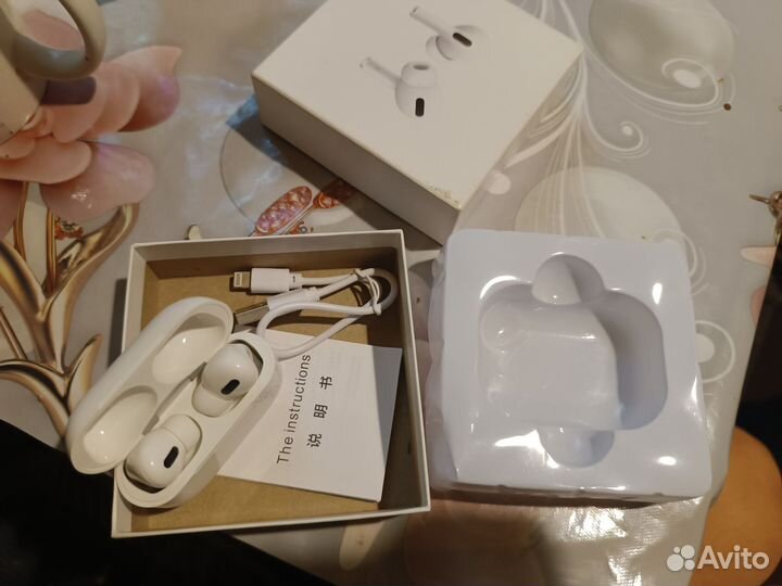 Наушники новые