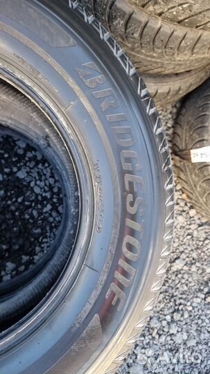 Bridgestone Ecopia EP850 265/65 R17