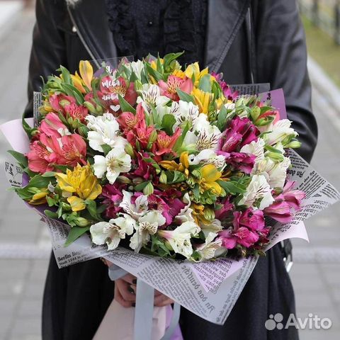 Букет Альстрамерий