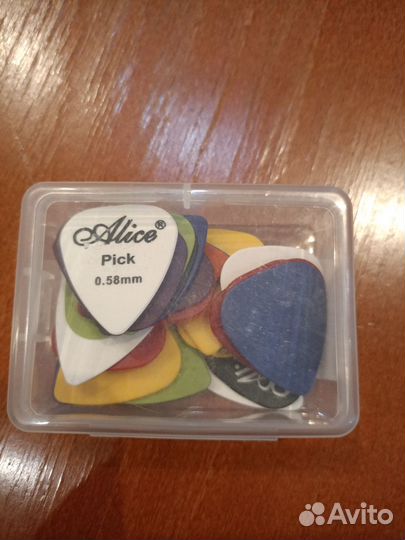 Медиатор для гитары