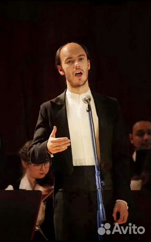 Вокалист на праздник, оперный певец. Рок. Караоке