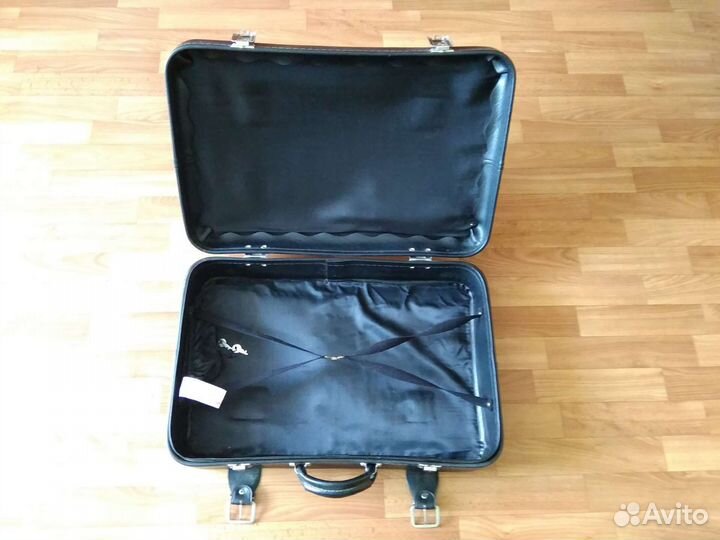 Чемодан времен СССР