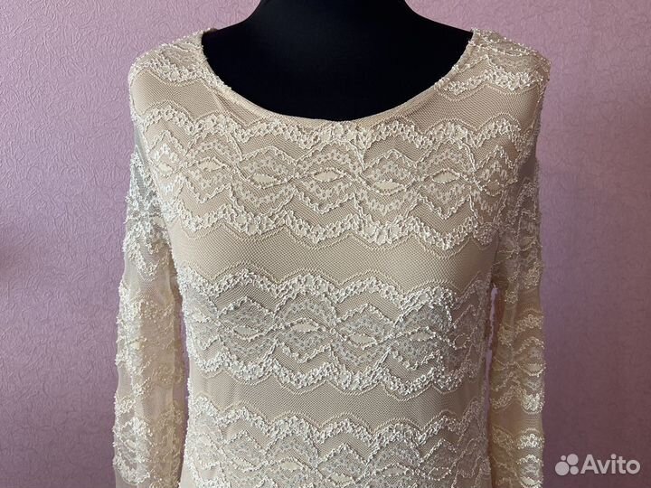 Бежевое платье кружевное New Look 46