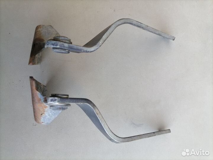 Петли капота VW golf 3 1991-1997 Пара