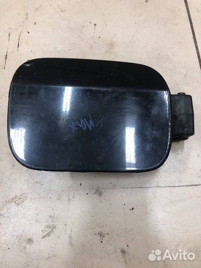 Лючок бензобака Volkswagen Jetta