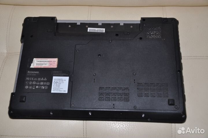 Корпус от ноутбука Lenovo IdeaPad Z565