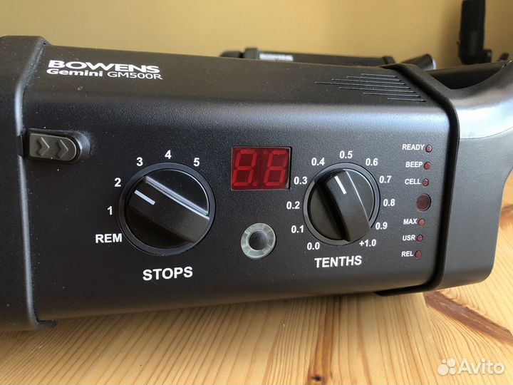 Студийный Импульсный свет Bowens Gemini GM500R