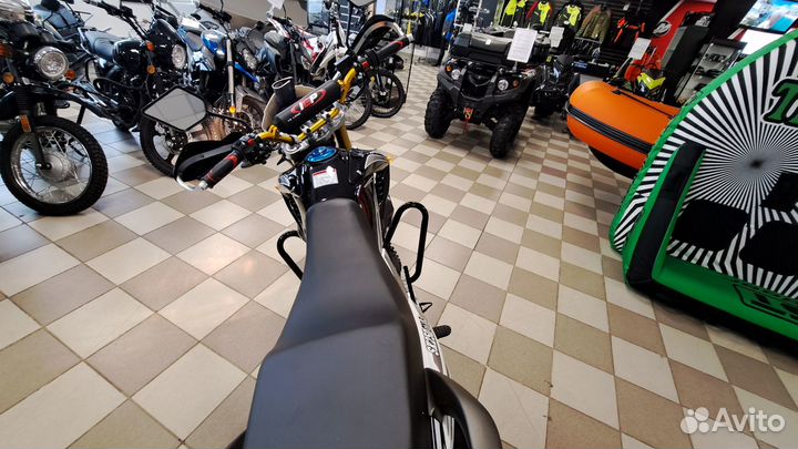 Мотоцикл Regulmoto SK 250GY-5