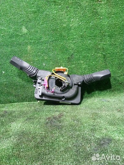 Переключатель подрулевой Opel Astra