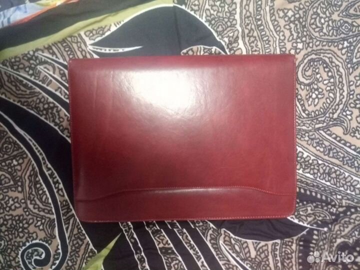 Кожаная папка для документов