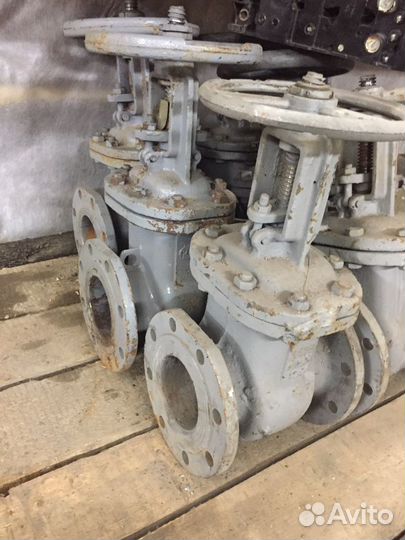 Задвижка ду 80/16