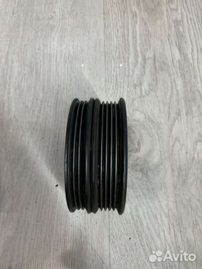 Шкив водяного насоса помпы Geely GC6