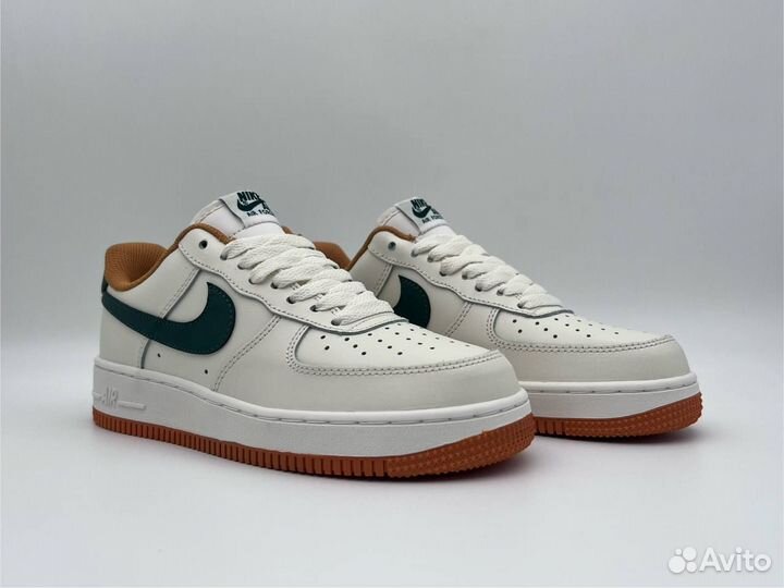 Кроссовки подростковые Nike Air Force 1 low cream