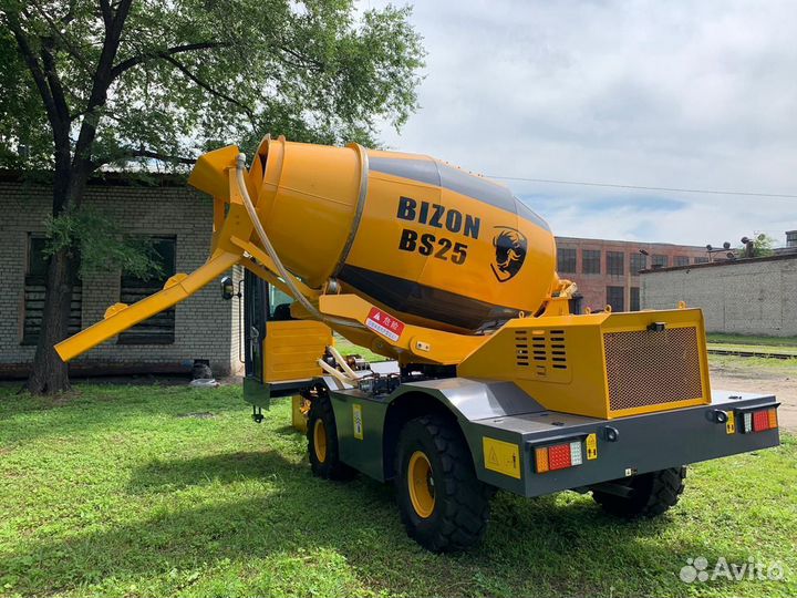 Автобетоносмеситель Bizon BS25, 2023