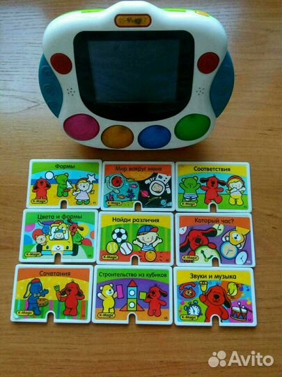 Игровая консоль K-Magic и картриджи