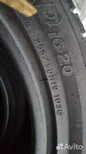 Yokohama Ice Guard IG20 255/50 R19 и 255/50 R19