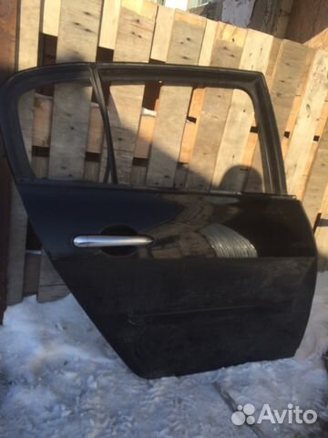 Дверь задняя правая Рено Меган 2
