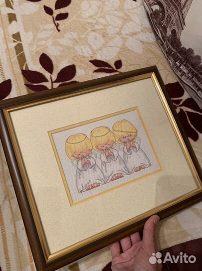 Картина, вышитая крестом