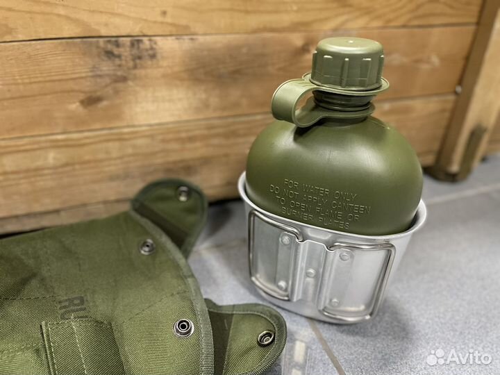 Фляжка пластиковая