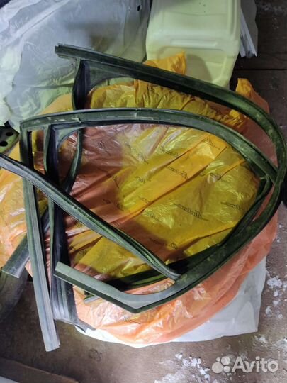 Запчасти на двери форд фокус 3