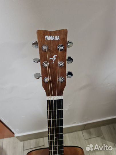 Акустическая гитара yamaha F600