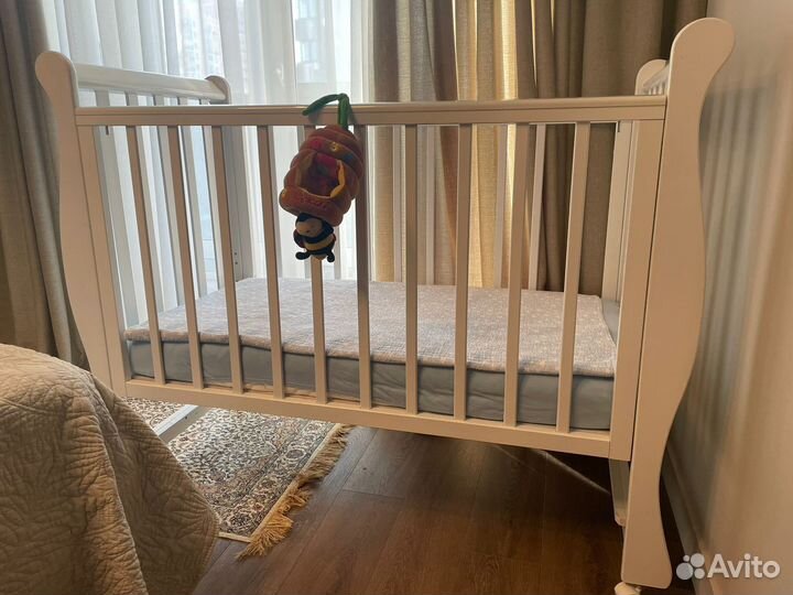 Детская кроватка