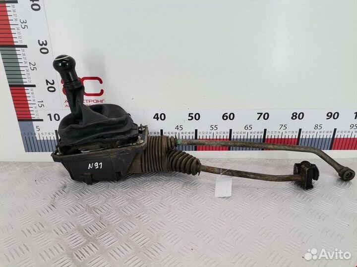 Кулиса кпп для Volkswagen Passat 5 8D0711290C