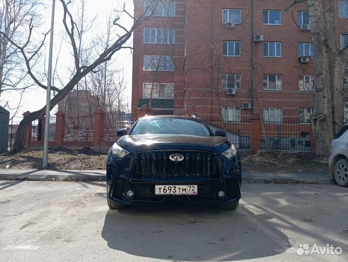 Бампер передний на infiniti fx37