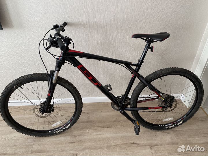 Горный велосипед GT