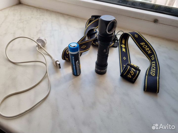Armytek wizard PRO V3 magnet USB xhp 50+18650