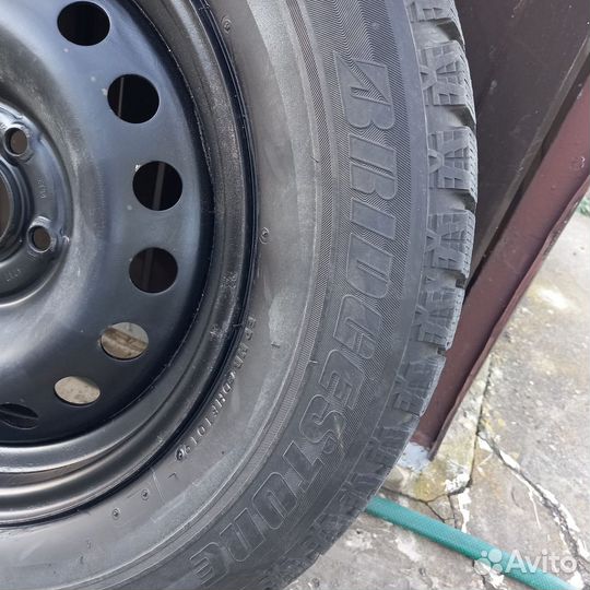 Новый зимний комплект колес Bridgestone R16