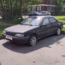 Peugeot 405 1.9 MT, 1989, битый, 300 000 км, с пробегом, цена 100 000 руб.