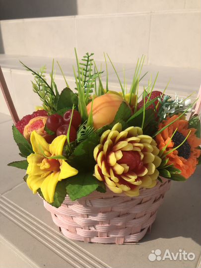 Букет цветы и фрукты из мыла ручной работы