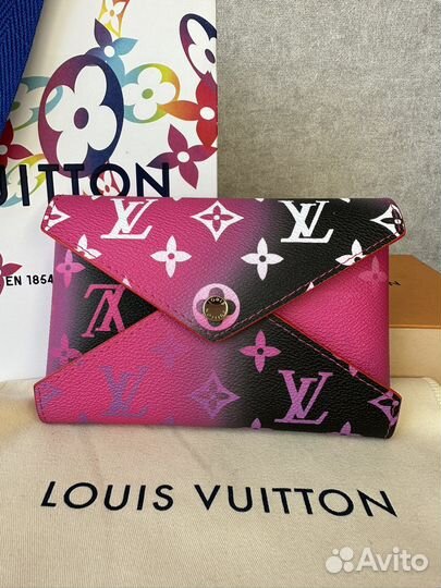 Cумка для паспорта Louis Vuitton