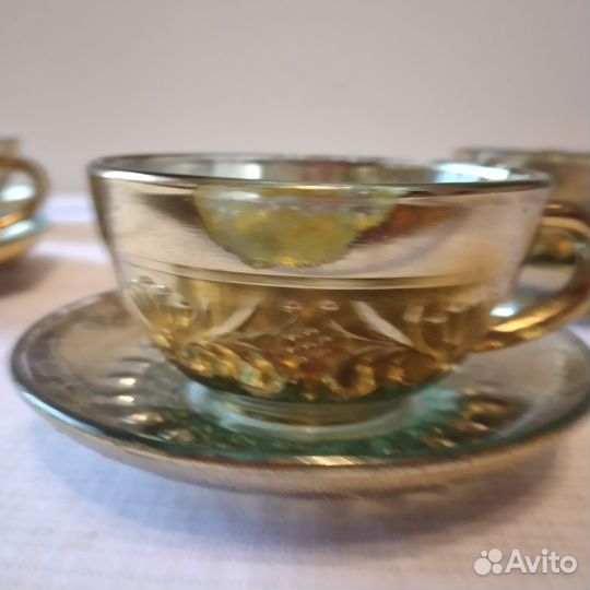 Кофейные чашечки с позолотой