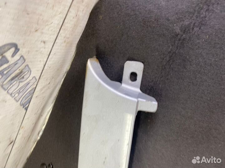 Накладка левой задней салазки opel sintra