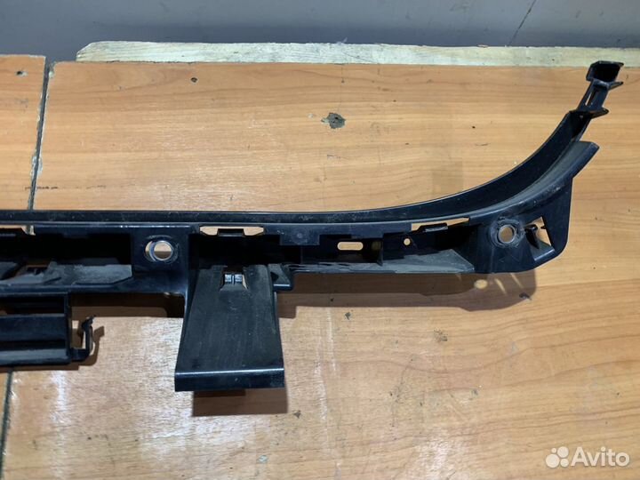 Кронштейн заднего бампера ср.часть Bmw e91