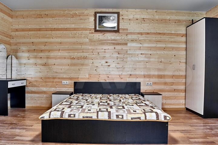 Гостиница, 600 м²