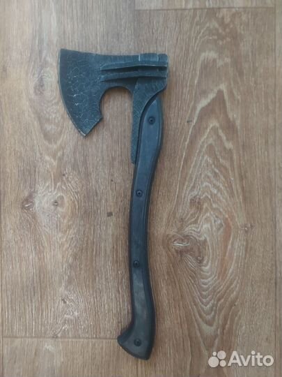 Топор кованный