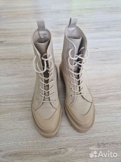 Ботинки женские 38 zara