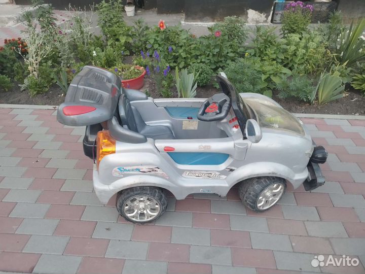 Детский электромобиль бу