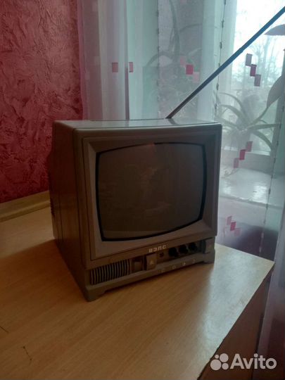 Телевизор Вэлс переносной