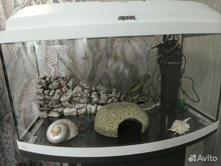 Аквариум Аquael-60 с тумбой Бронь