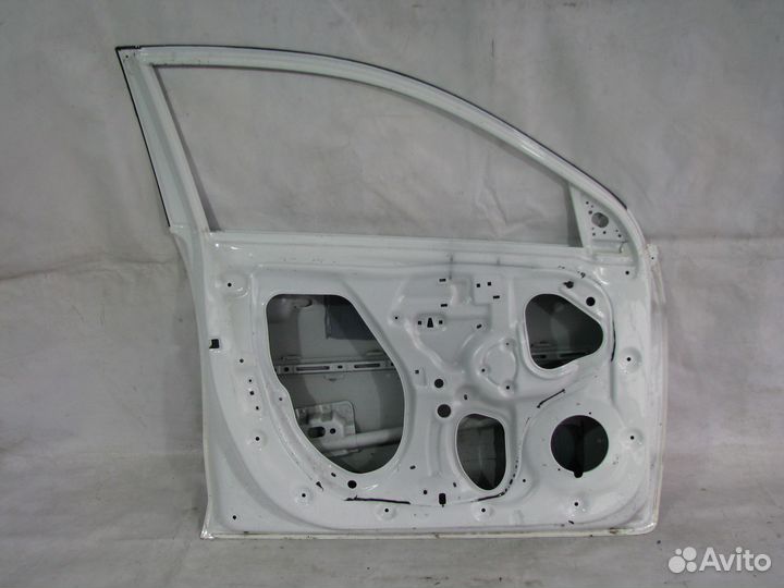 Kia Rio 4 дверь левая передняя 2017+